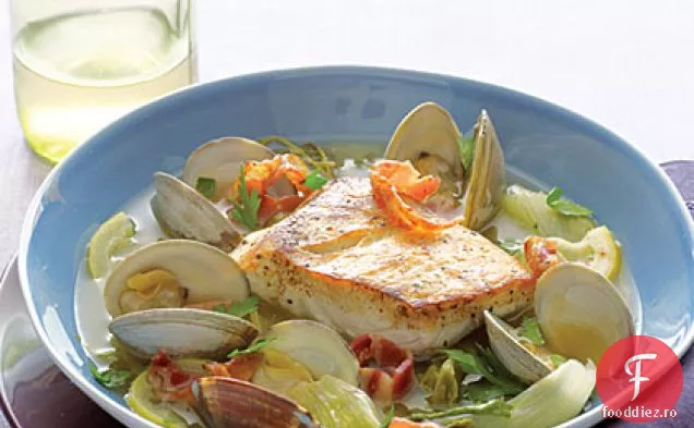 Halibut, scoici și Pancetta cu Escarolă