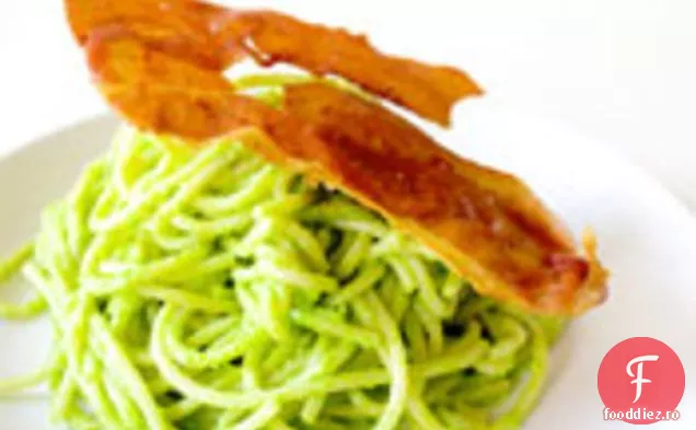 Mănâncă pentru opt dolari: spaghete în sos cremos de mazăre cu prosciutto crocant