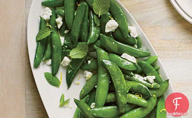 Saut mazare neagra cu Ricotta Salata si menta