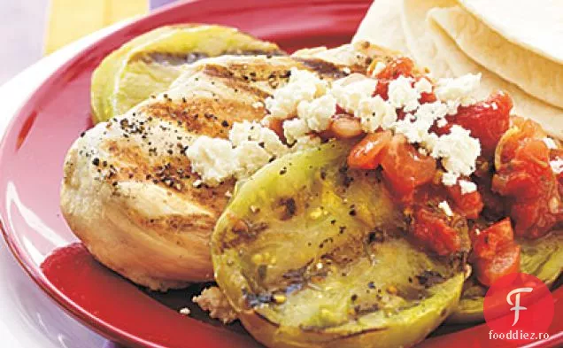 Pui la grătar la sud de graniță și roșii verzi