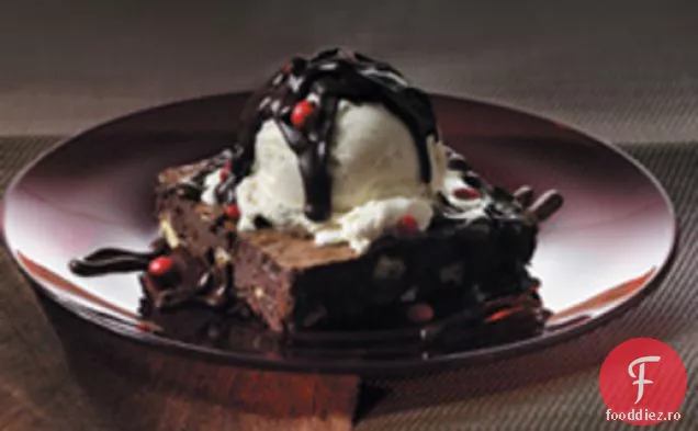 Căldură Serioasă: Sundae Brownie Fierbinte