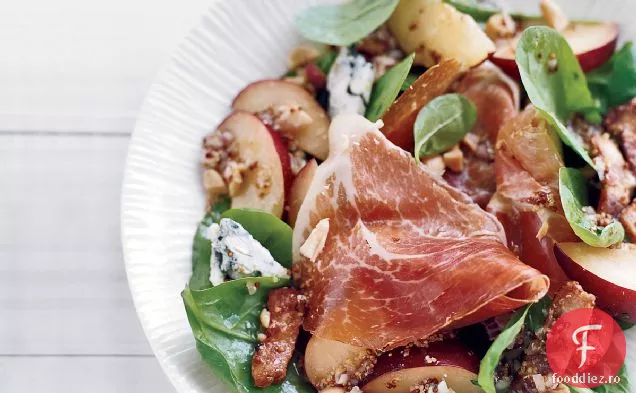 Salată de spanac cu vinetă caldă de slănină