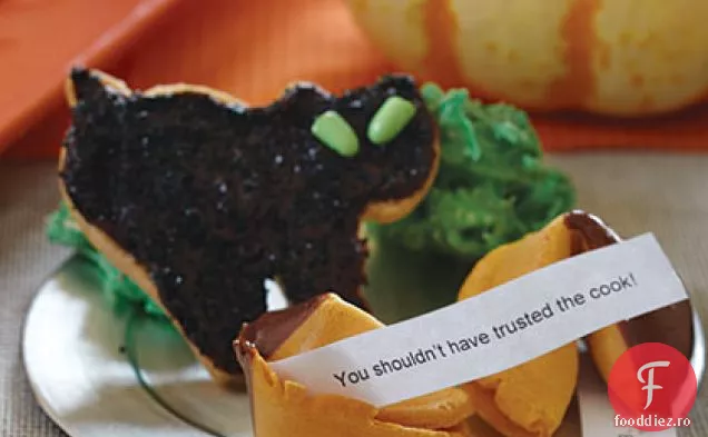 Cookie-uri decupate pentru pisici negre