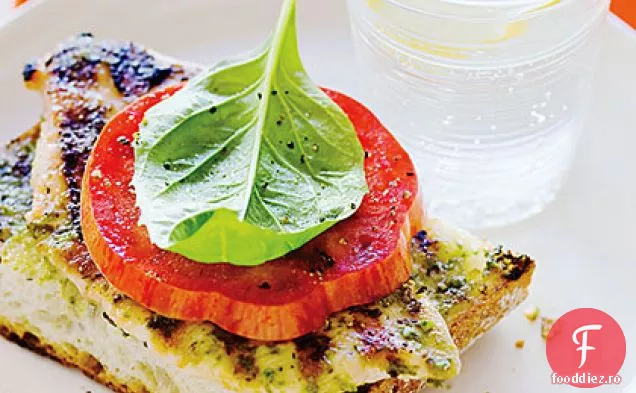 Sandvișuri De Pui Cu Busuioc La Grătar