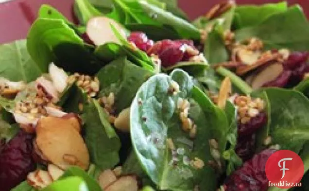 Salata de spanac de afine a lui Jamie