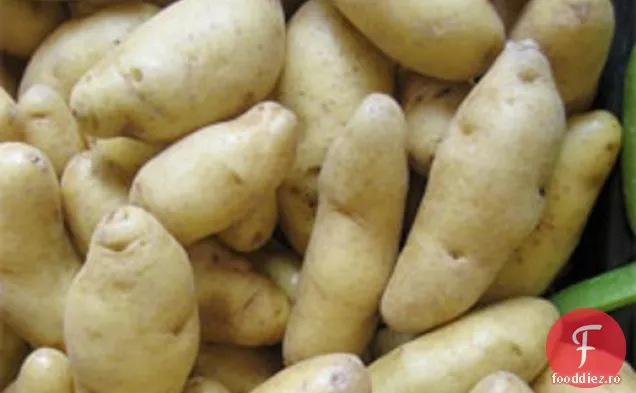 Cina în seara asta: salată de cartofi Fingerling cu Chile verde-Salsa Cilantro