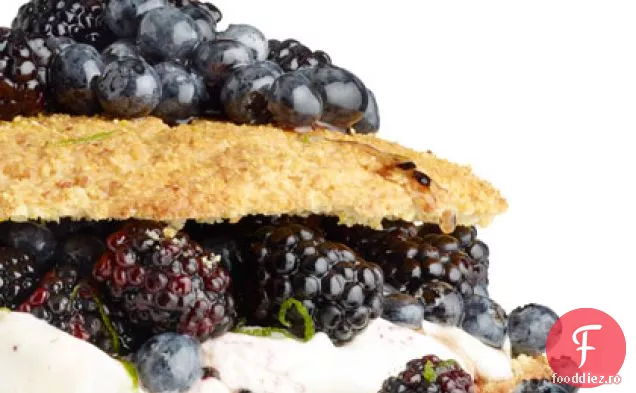 Shortcake din făină de porumb cu fructe de arțar