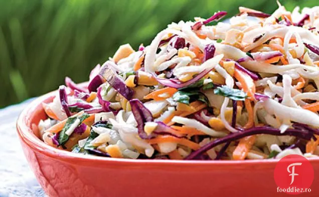 Salată De Varză Peanutty