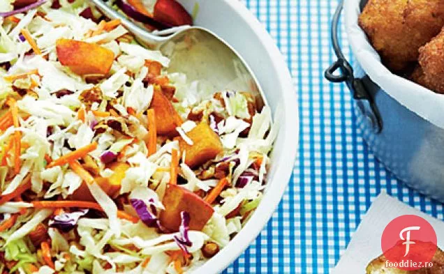 Peach-Ghimbir Slaw