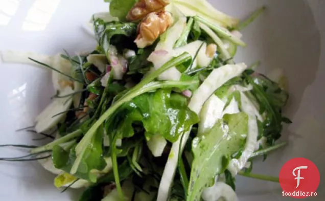 Salată de fenicul, rucola și mere verzi