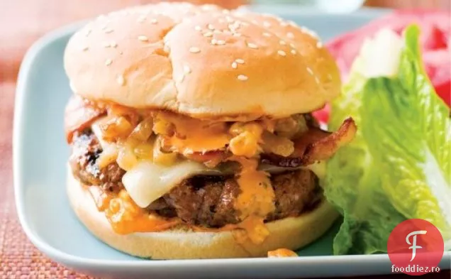 Gatiti cartea: Ultimate Sriracha Burger