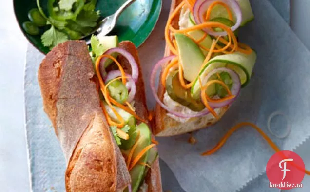 Amestecat-Veggie Bánh Mì