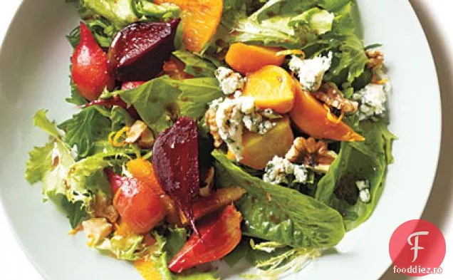 Sfeclă prăjită și salată de portocale de sânge cu brânză albastră