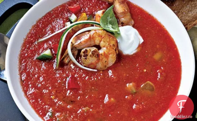 Chunky Gazpacho cu creveți saut