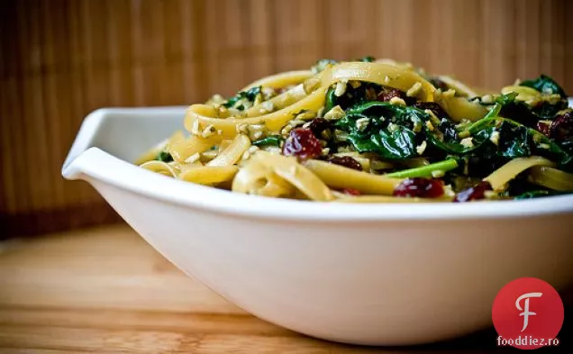 Pepita Fettucini Cu Spanac Și Afine