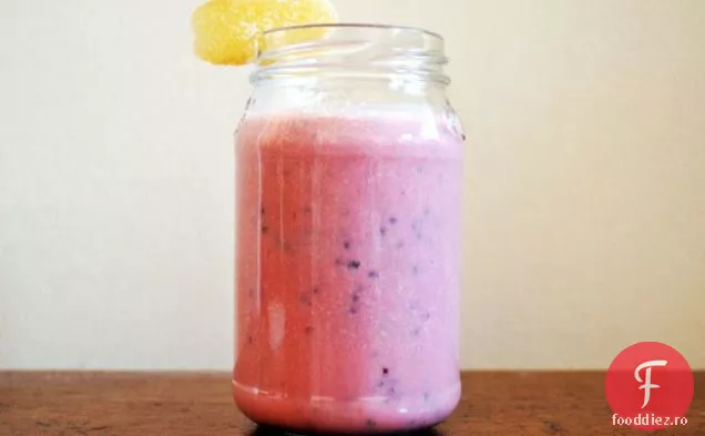 Zmeură ușoară și spumoasă Faluda