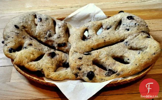 Rozmarin și Fougasse de măsline negre