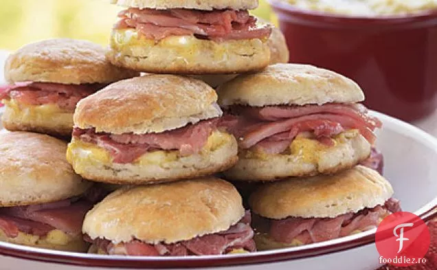 Wooo Pig Sooie șuncă-biscuiți umpluți cu unt de muștar