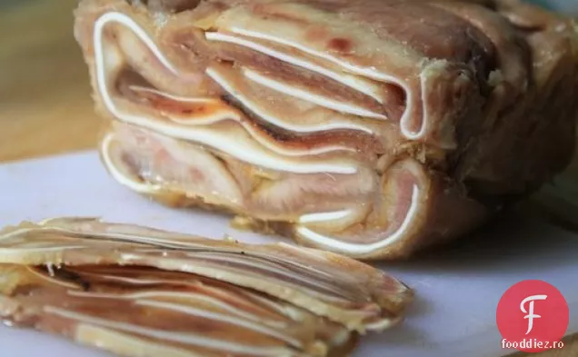 Urechi De Porc Presate