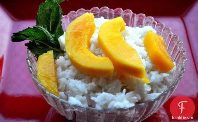 Orez lipicios de nucă de cocos cu Mango