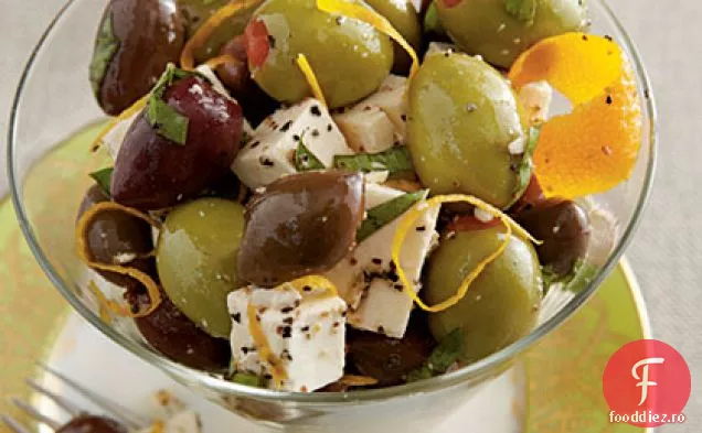 Feta și măsline marinate cu citrice