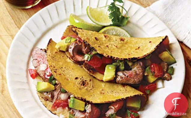 Carne Asada Tacos cu avocado Pico De Gallo