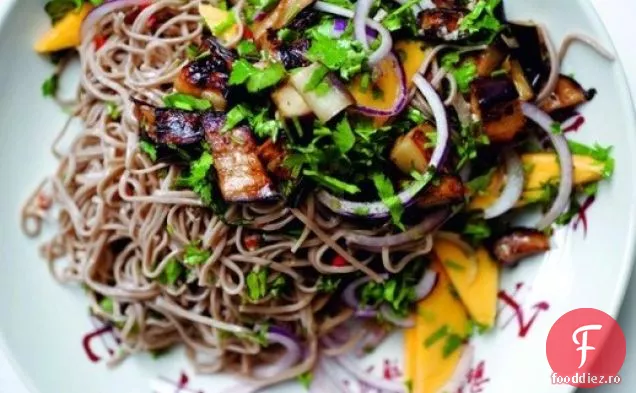 Gatiti cartea: taitei Soba cu vinete si Mango