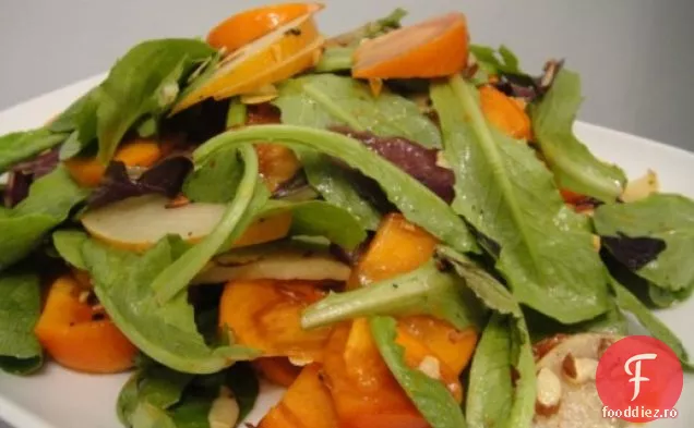 Gatiti cartea: salata Asiatica de pere, curmale si migdale