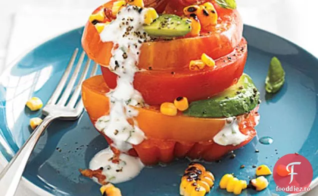 Salată de roșii cu porumb și Avocado
