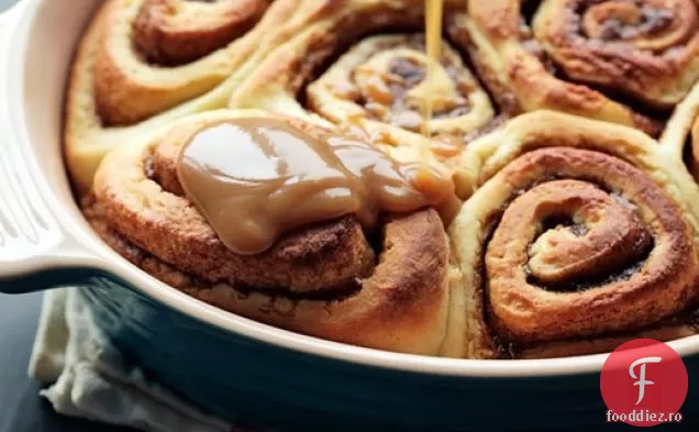 Serios Mănâncă Caramel Lipicios Chifle
