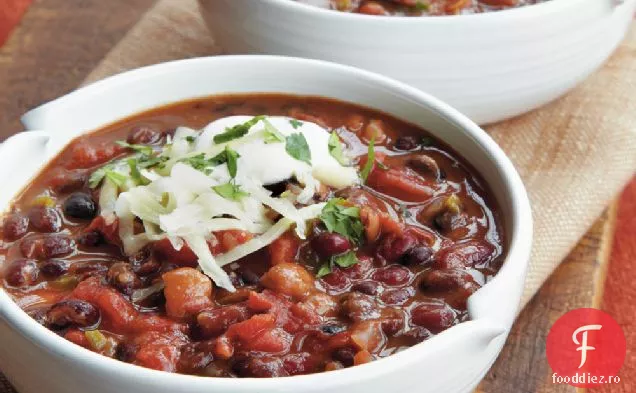 Chili Vegetarian Cu Trei Fasole