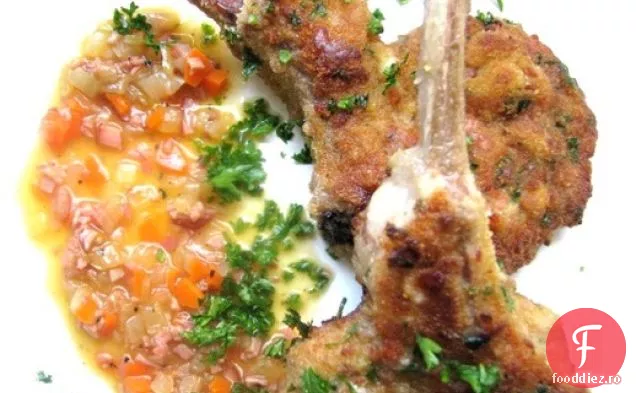 Reformați Cotletele de miel (Cotlete de miel pane cu șuncă)
