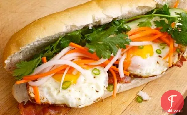 Mic Dejun Banh Mi