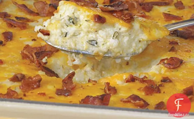 Bacon și brânză Cheddar crupe caserola