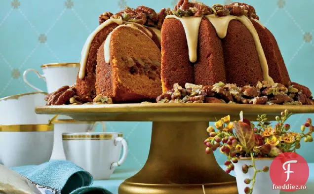 Merișor-Măr-Dovleac Bundt