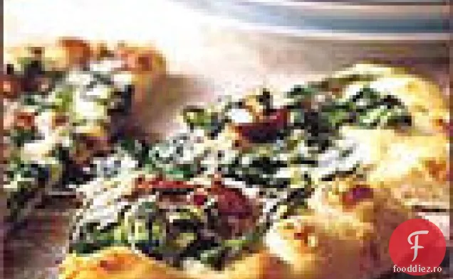 Pizza cu brânză elvețiană și slănină