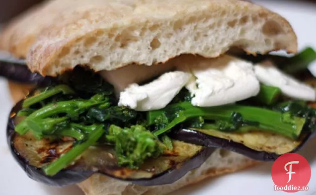 Vinete la grătar, Broccoli rabe și sandwich cu Mozzarella