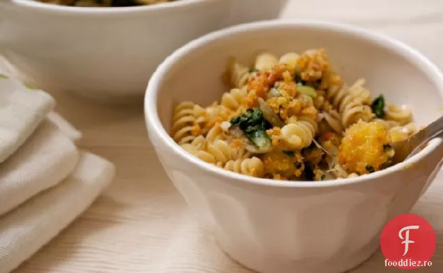 Fusilli Cu Dovlecei, Bietă, Nuci Și Pangritata