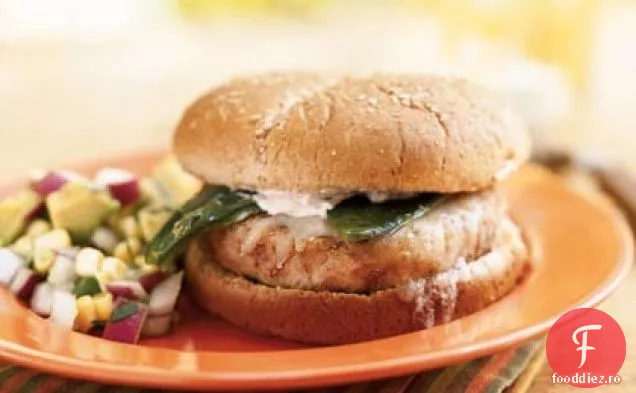 Burgeri Hominy-Pinto cu ardei iute Poblano prăjiți