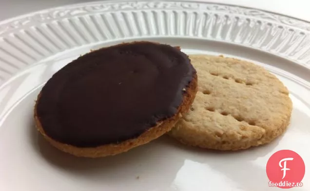 Cookie-Uri Digestive Acoperite Cu Ciocolată