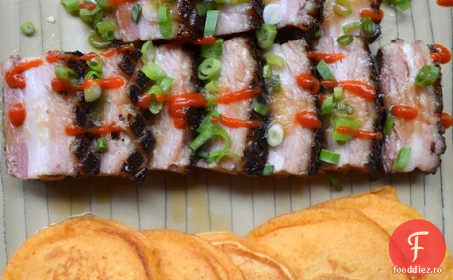 Bacon fiert cu clătite de boia afumată