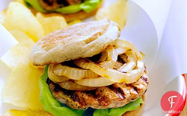 Burgeri de curcan și dovlecei la grătar