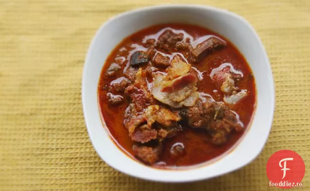 Sos de carne de vită și slănină mangaloreană