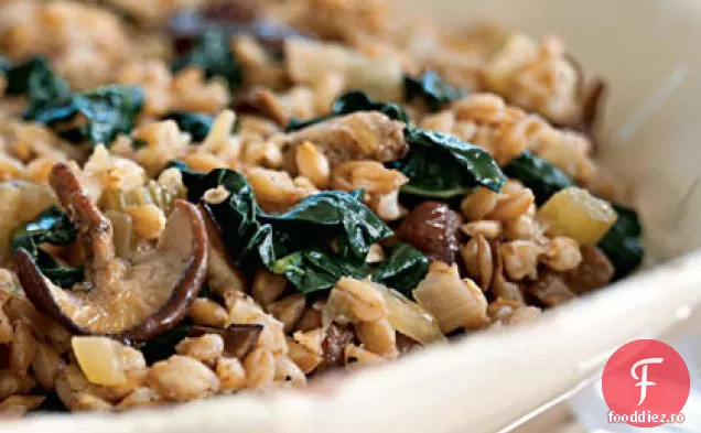 Farro cu ciuperci porcini prăjite și Cavolo Nero