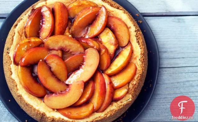 Cheesecake Cu Piersici Prăjite Cu Bourbon