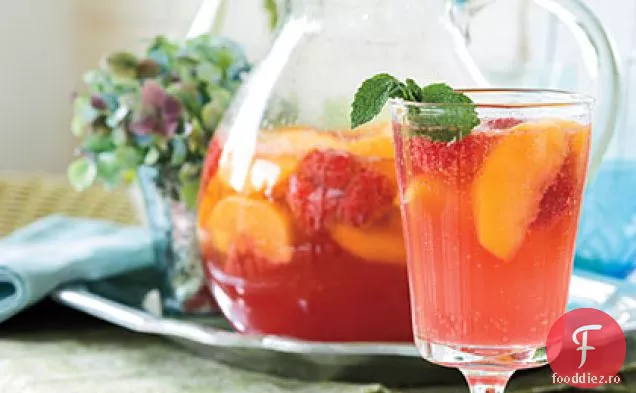 Carolina Peach Sangria