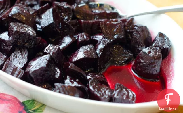 Sfeclă prăjită cu glazură balsamică