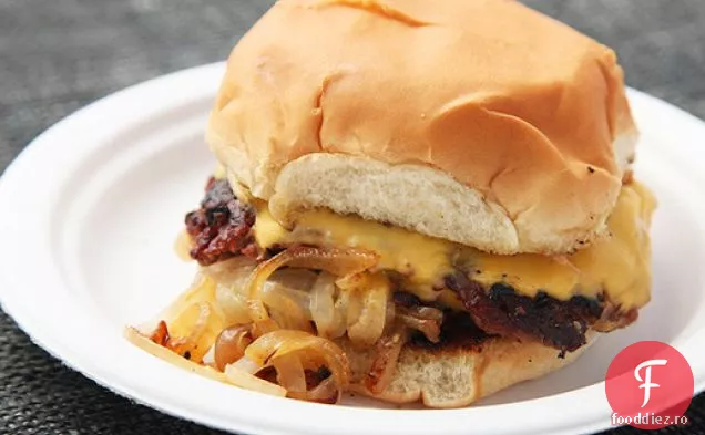 Burgeri de ceapă în stil Oklahoma