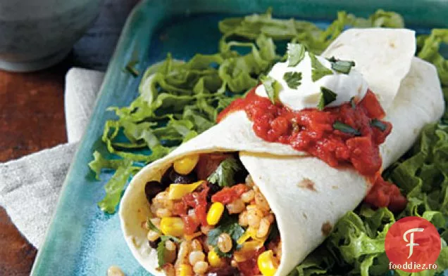 Burritos de orz, fasole neagră și porumb
