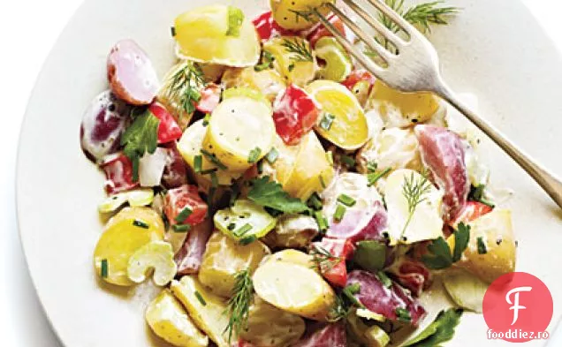 Salată de cartofi și legume cu fermă de muștar
